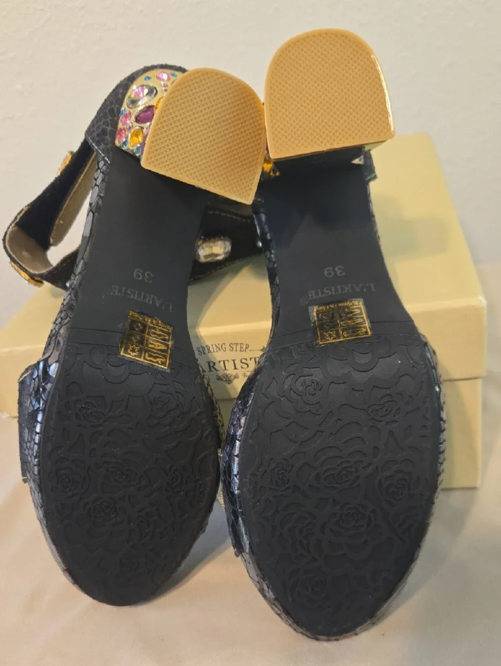 L'Artiste Black Jeweled Block Heel Sandals - Picture 5 of 7